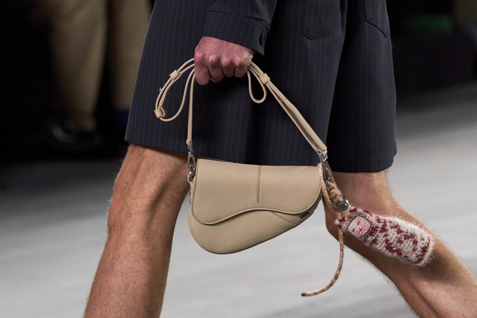 Top Trending Fashion Accessories for Men and Women in 2025
